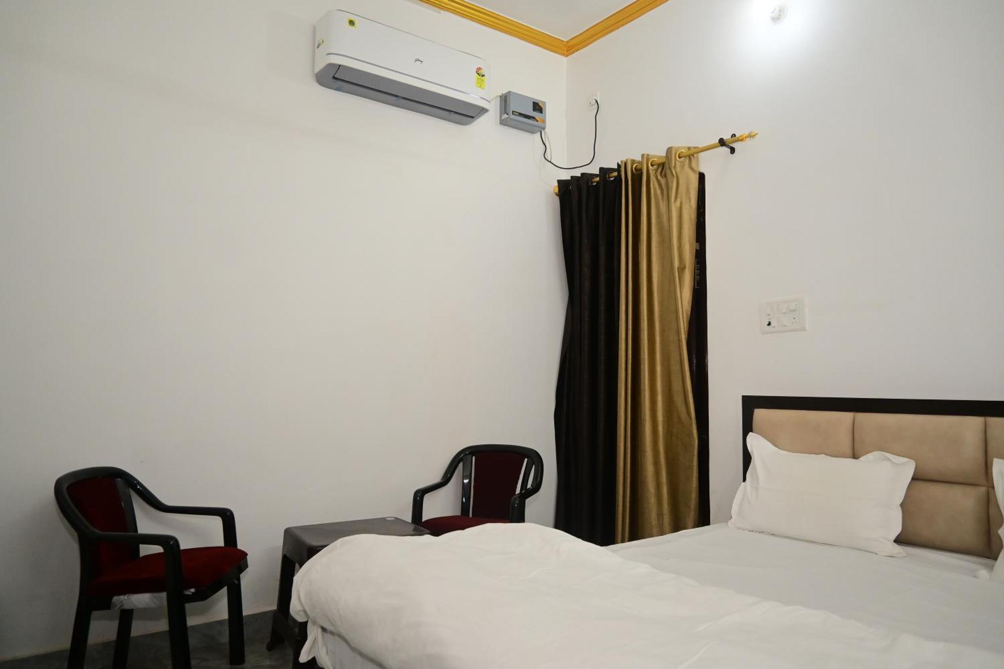 Ayodhya Shri Narayanam Guest House And Home Stay מראה חיצוני תמונה