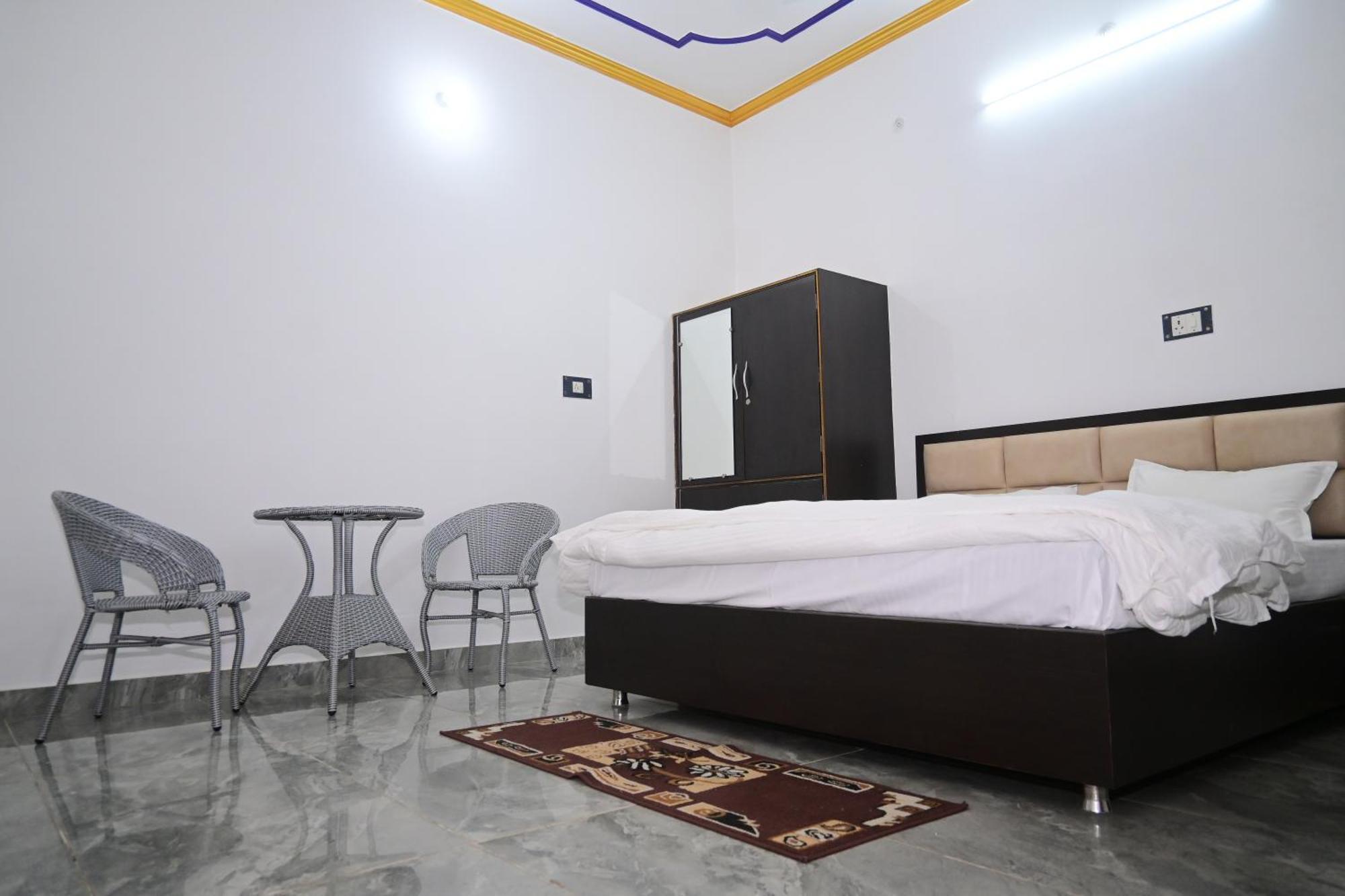 Ayodhya Shri Narayanam Guest House And Home Stay מראה חיצוני תמונה